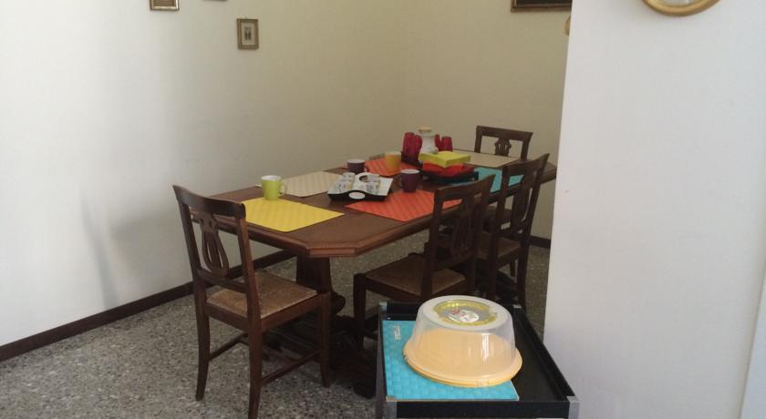 O Sarracino B&B Napoli Eksteriør billede